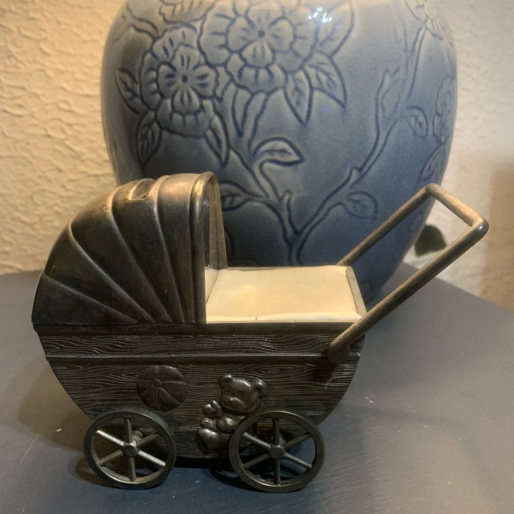 VINTAGE METAL BABY CARRIAGE STROLLER BANK DECOR